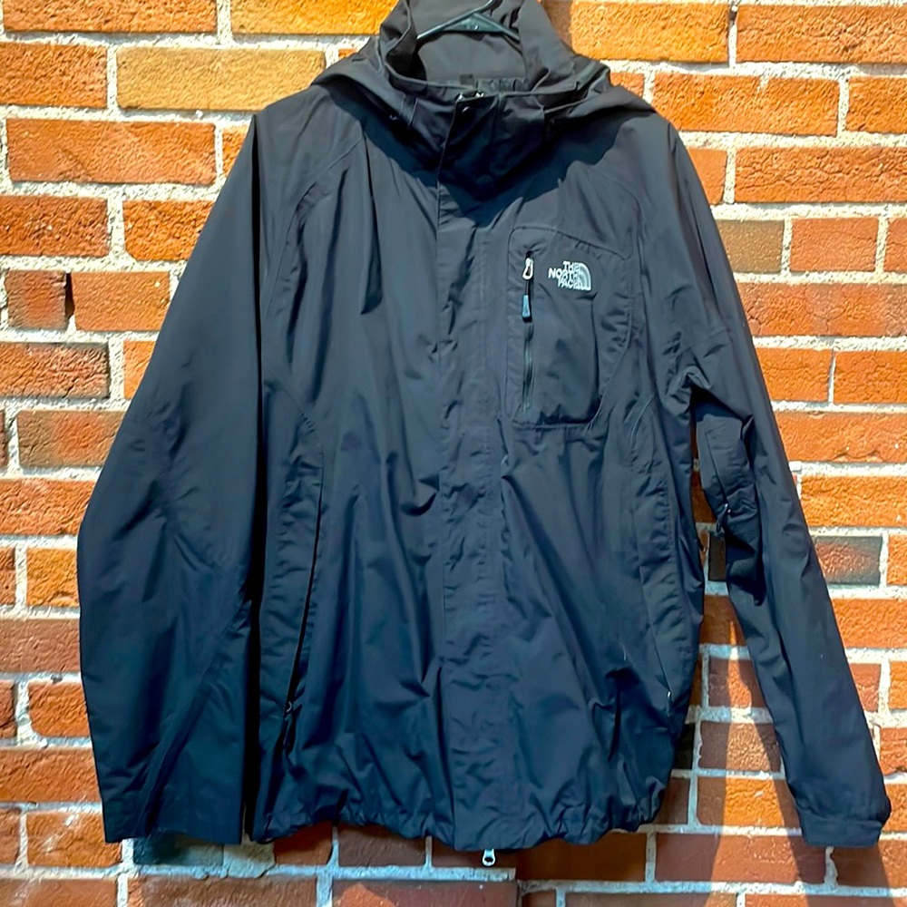 NORTH FACE WINTER OUTER SHELL COAT- Men’s XL Black